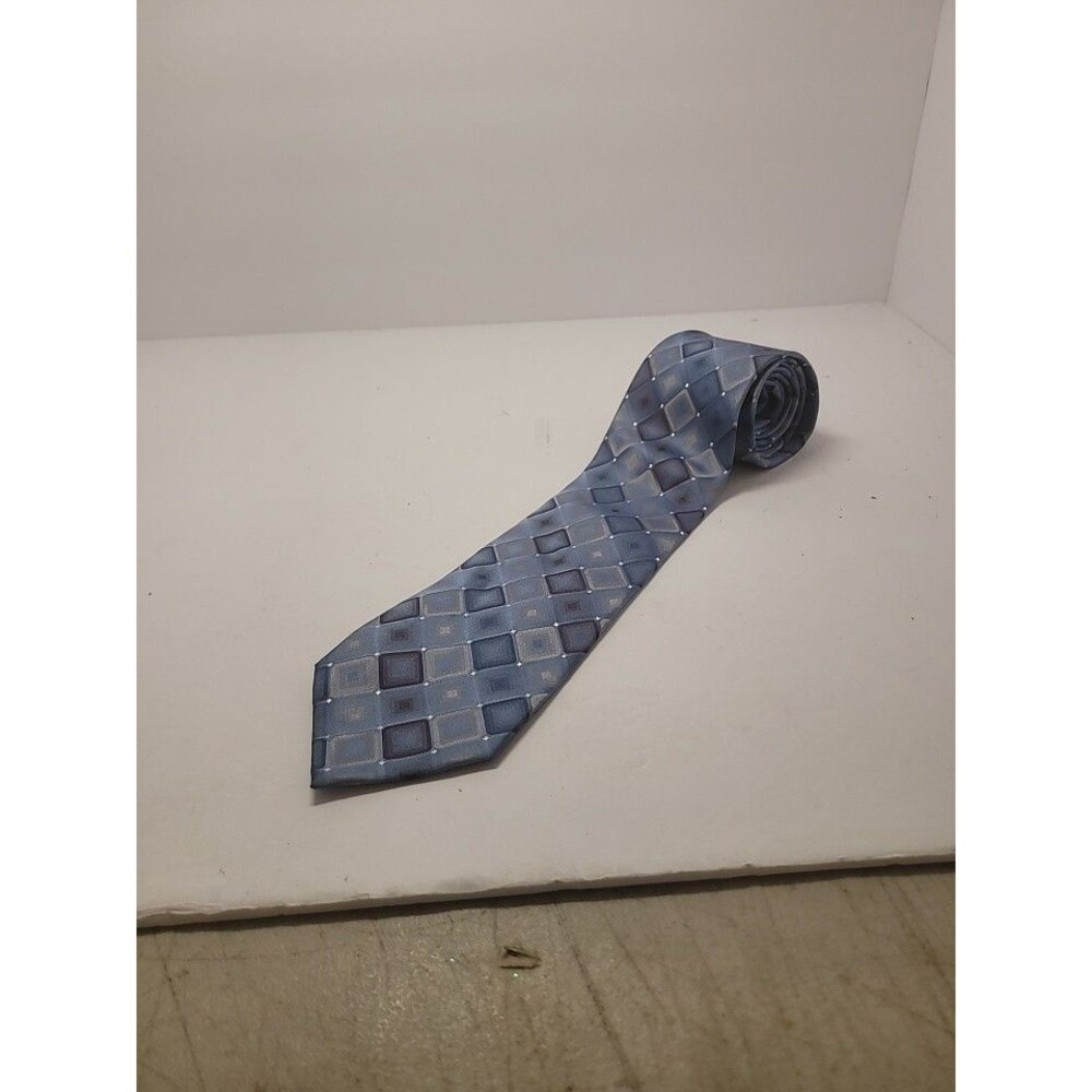 George Mens Blue Grey Geometric Diamond 100% Silk Necktie Classic Width